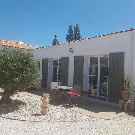 Au Bois Flotte Casa vacanze *